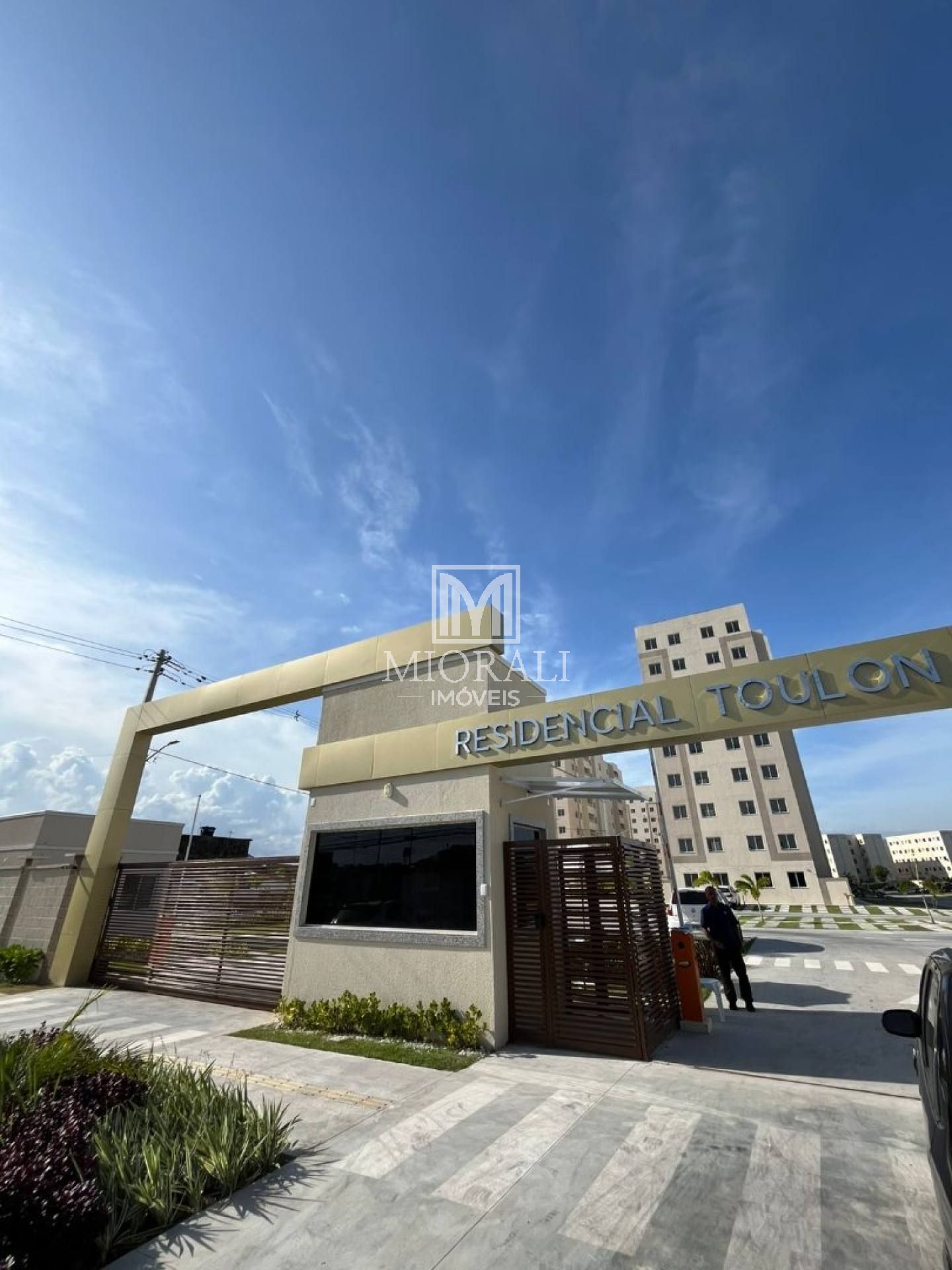 BD - Apartamento novo térreo com quintal, 2 quartos no Residencial Toulon perto do Shopping Pátio
