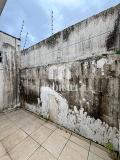 BD - Casa em condomínio fechado com 3 quartos e suíte no Village do Planalto próximo ao Assaí e UFAL