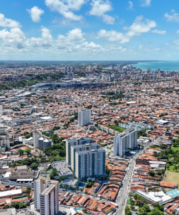 Apartamento na planta Splêndido, no Poço, a partir de R$ 366 mil entrada facilitada próximo à praia entrega em 2029