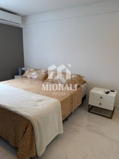 CR - Apartamento porteira fechada 3 quartos na Ponta Verde com 2 vagas