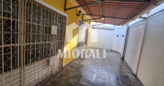 CR - Casa 4 quartos com suíte na Ponta Grossa próximo ao Unicompra aceita financiamento