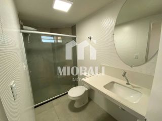 MV - Cobertura duplex 5 quartos sendo 3 suítes na Ponta Verde a 1 quadra da praia 291m²