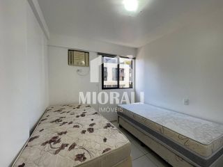 TM - Apartamento 3 quartos com suíte na Ponta Verde semi mobiliado a 500 metros da praia
