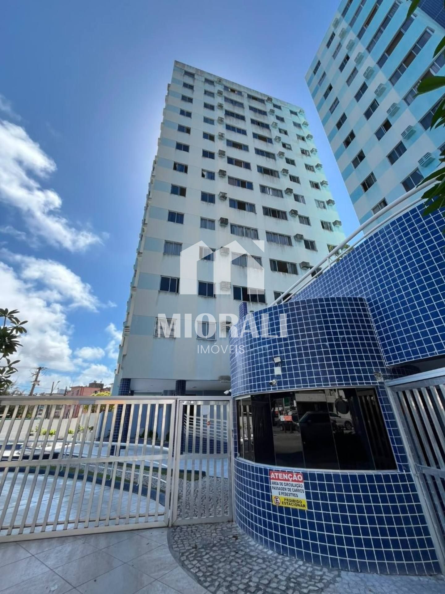 BD - Aluguel de apartamento com 3 quartos sendo 1 suíte próximo ao Massagueirinha, Ponta Verde