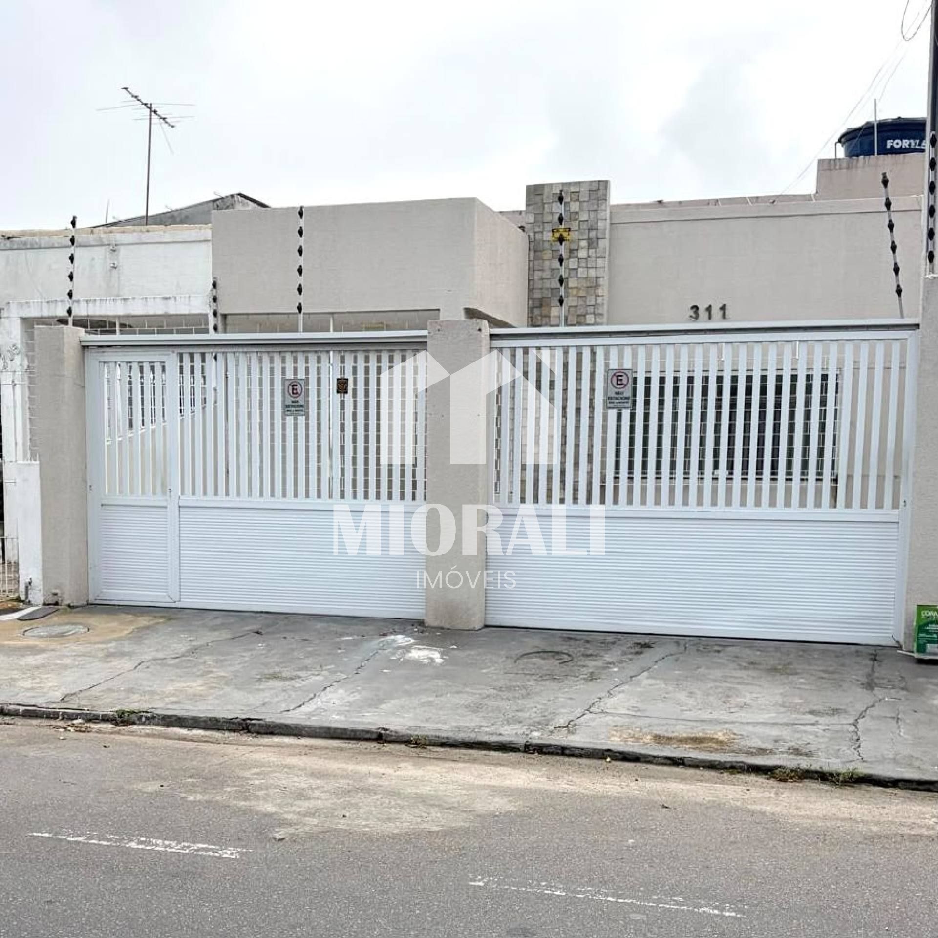 AV - Belissima casa com 3 quartos 1 suíte na Pajuçara a 290m da praia com 2 vagas