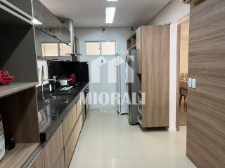 LT - Casa alto padrão 4 quartos 3 suítes mobiliada com 2 piscinas na Praia do Francês 394m²