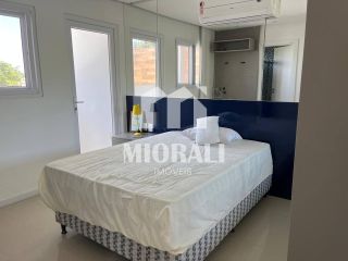 LT - Casa alto padrão 4 quartos 3 suítes mobiliada com 2 piscinas na Praia do Francês 394m²