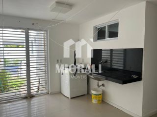 LT - Casa alto padrão 4 quartos 3 suítes mobiliada com 2 piscinas na Praia do Francês 394m²