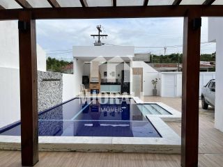 LT - Casa 5 quartos 4 suítes com piscina no Jardim Petrópolis próximo à Havan