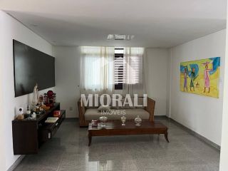 LT - Casa 5 quartos 4 suítes com piscina no Jardim Petrópolis próximo à Havan