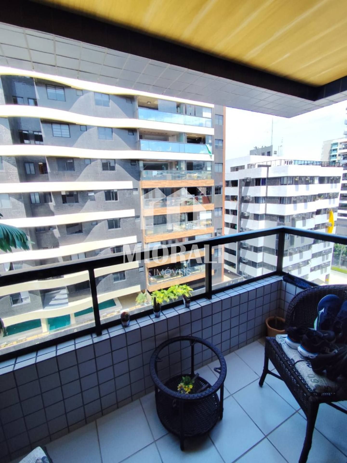 FM - Apartamento 2 quartos 1 suíte porteira fechada na Jatiúca a 1 quadra da praia