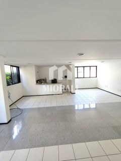 FM - Apartamento 2 quartos 1 suíte porteira fechada na Jatiúca a 1 quadra da praia