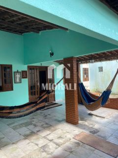 EG - Casa com 4 quartos 3 suítes piscina na Cidade Universitária