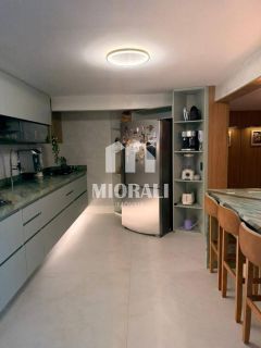 VG - Apartamento alto padrão porteira fechada na primeira quadra da praia da Ponta Verde