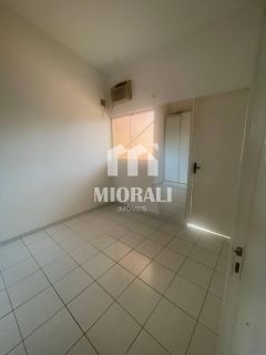 JV - Aluguel Casa duplex 3 suítes com quintal e 2 vagas em condomínio com piscina no Antares