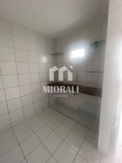 JV - Aluguel Casa duplex 3 suítes com quintal e 2 vagas em condomínio com piscina no Antares