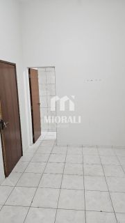 JV - Aluguel Casa duplex 3 suítes com quintal e 2 vagas em condomínio com piscina no Antares
