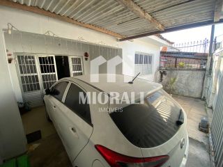 MV - Casa com 5 quartos e suíte na Ponta Grossa próximo ao Boteco do Tonho