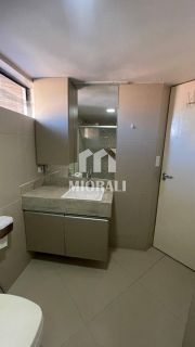 JB - Apartamento mobiliado com varanda gourmet na Ponta Verde próximo à Igreja São Pedro e à praia