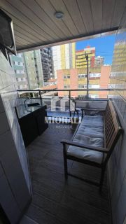 JB - Apartamento mobiliado com varanda gourmet na Ponta Verde próximo à Igreja São Pedro e à praia