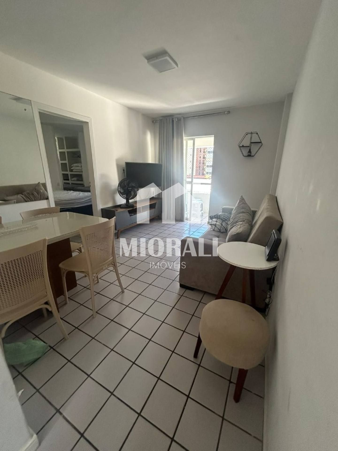 BR - Aluguel Apartamento mobiliado 1 suíte com 2 varandas e vista para o mar na Ponta Verde