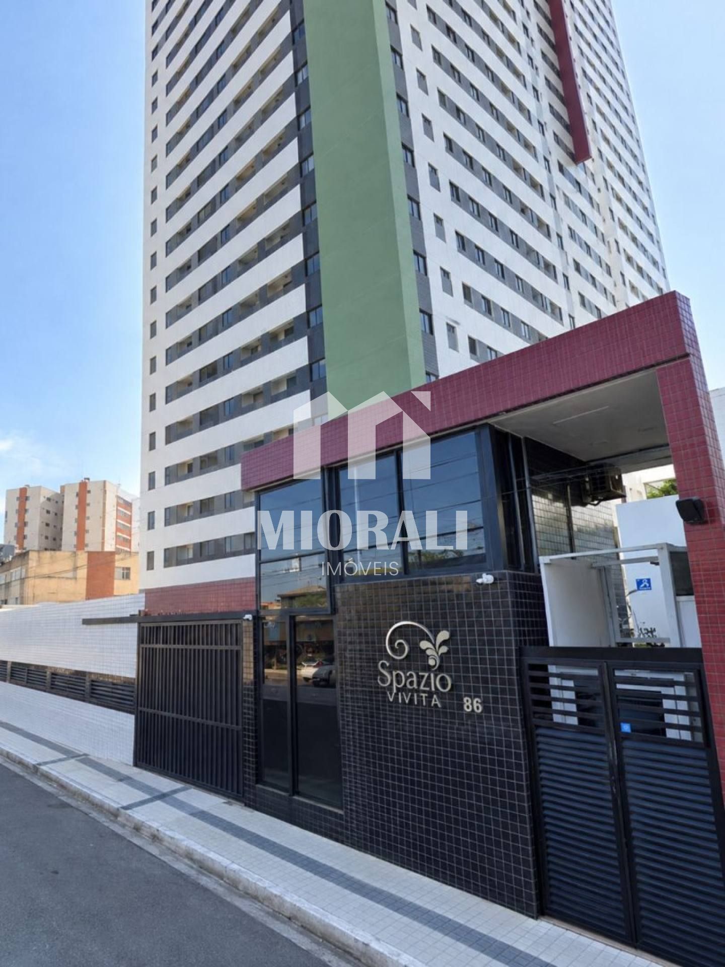 BR - Apartamento 2 quartos semi mobiliado à venda no Pinheiro com piscina e academia