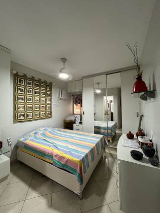 BD - Apartamento térreo com garden 3 quartos na Ponta Verde ao lado do Unicompra