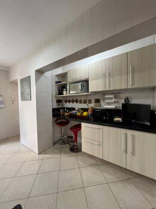 BD - Apartamento térreo com garden 3 quartos na Ponta Verde ao lado do Unicompra