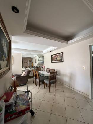 BD - Apartamento térreo com garden 3 quartos na Ponta Verde ao lado do Unicompra