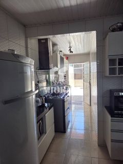 BR - Casa à venda no Clima Bom com 3 quartos, 2 suítes e quintal
