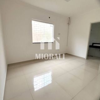 MV - Casa 3 quartos com suíte à venda na Pajuçara com potencial comercial