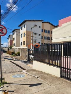 Apartamento Para Alugar com 3/4 em Condomínio Moriá