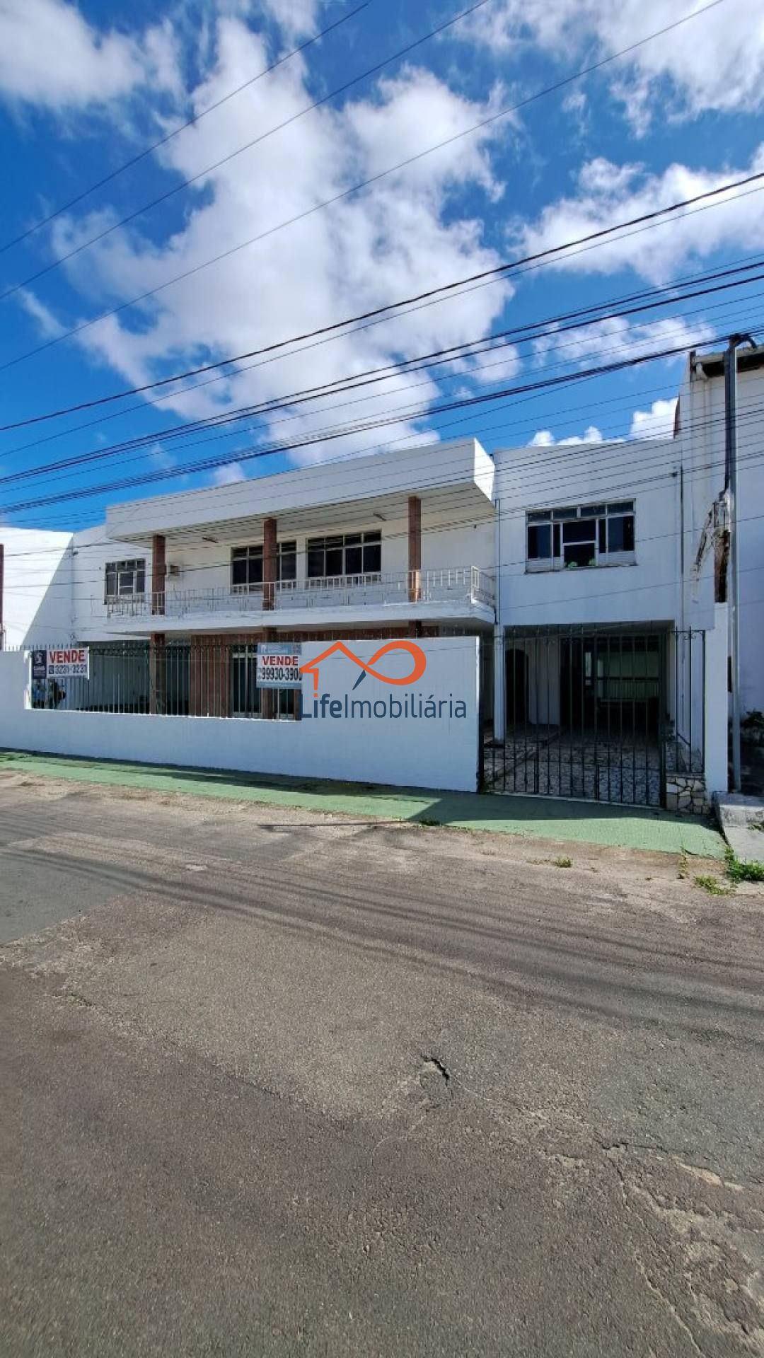 Imóvel Comercial à venda 300m² no bairro Suíssa,