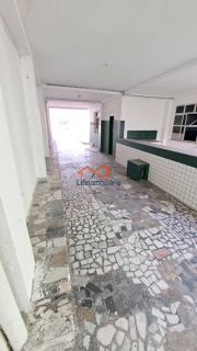 Imóvel Comercial à venda 300m² no bairro Suissa