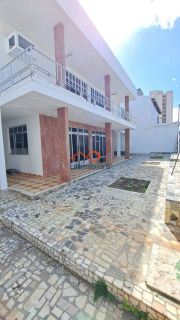 Imóvel Comercial à venda 300m² no bairro Suissa