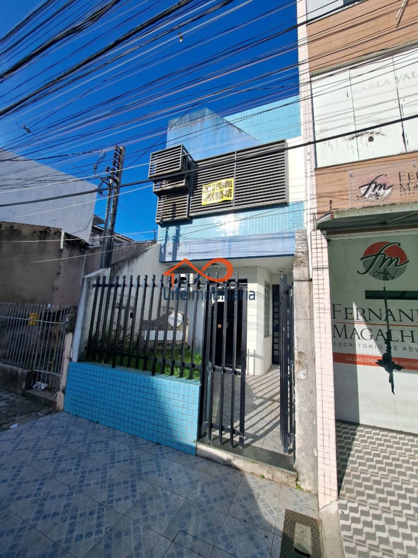 Para Alugar ou vender- Imóvel Comercial com vários pontos comerciais - Bairro Cirurgia