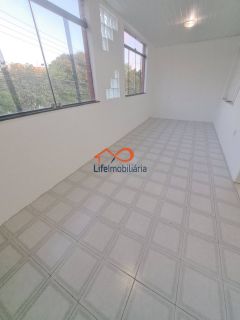 Casa para Alugar no pavimento superior do lado da Sombra com 3/4 e 2 Suítes - Próx. ao Hospital Universitário - Palestina - Aracaju/SE