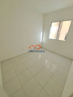 Apartamento à Venda – Condomínio Vida Residencial com 2/4, elevador, 1° Andar e Área de Lazer Completa.
