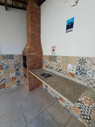 Apartamento à Venda – Condomínio Vida Residencial com 2/4, elevador, 1° Andar e Área de Lazer Completa.