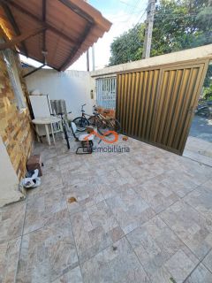 Casa à Venda no Bairro Aeroporto Com 3/4 - Excelente Localização
