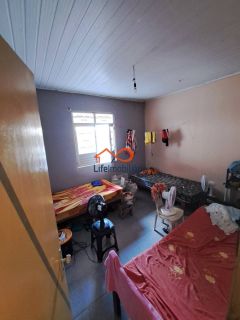 Casa à Venda no Bairro Aeroporto Com 3/4 - Excelente Localização