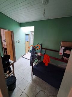 Casa à Venda no Bairro Aeroporto Com 3/4 - Excelente Localização
