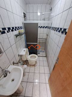 Casa à Venda no Bairro Aeroporto Com 3/4 - Excelente Localização