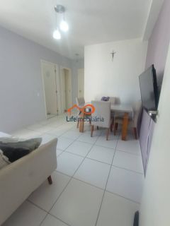 Apartamento à Venda com 2/4 no Condomínio Vila Jardins Mais Viver