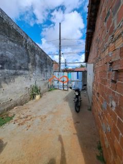 Lote a Venda No Santos Dumont Com Casa e Ponto Comercial na Frente.