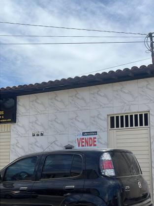 Lote a Venda No Santos Dumont na Av. General Euclídes Figueiredo, Com Casa e Ponto Comercial na Frente.