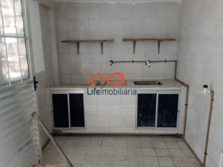 Casa à venda de andar com 3 quartos sendo 1 suíte no Bairro Santo Antônio