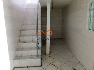 Casa à venda de andar com 3 quartos sendo 1 suíte no Bairro Santo Antônio