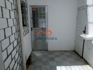 Casa à venda de andar com 3 quartos sendo 1 suíte no Bairro Santo Antônio