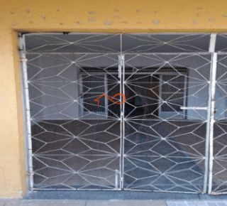 Casa à Venda no Bairro Industrial com 4 Quartos Sendo Duas Suítes.